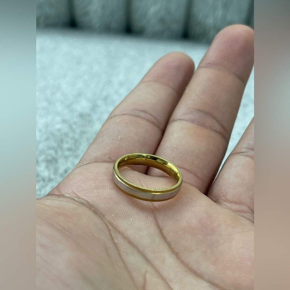 Gold Plated Tone Ring - Picture 6 of 7